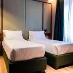Vapore מלון