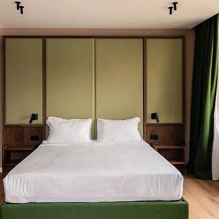 Vapore Hotel 3*