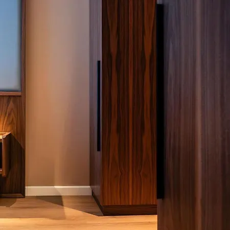 Vapore Hotel 3*