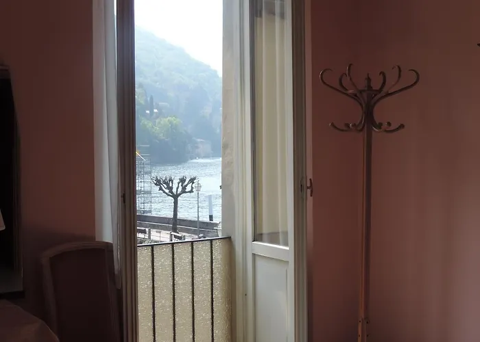 Vapore Hotel 3*
